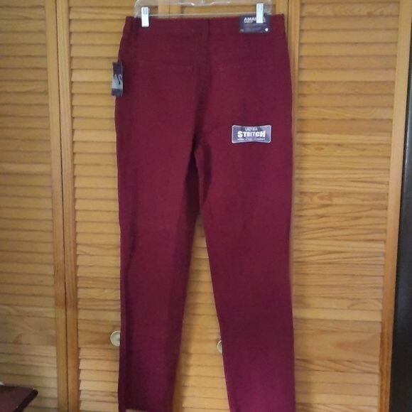 Gloria Vanderbilt NWT Amanda Classic Fit Tapered Jeans Size 12 - Picture 2 of 10